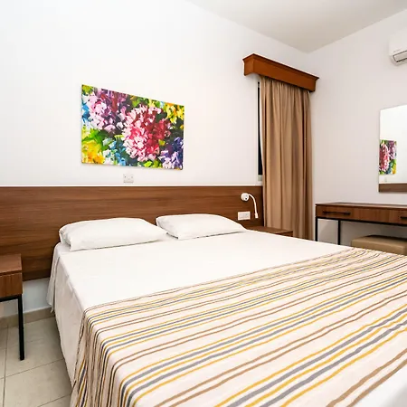 Kotsias Corallia Βίλα *