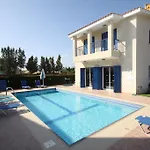 Вилла Kotsias Corallia *