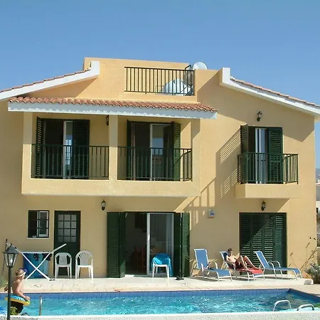 Willa Kotsias Corallia *