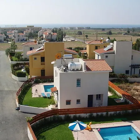 Kotsias Corallia * Κόλπος των Κοραλλιών