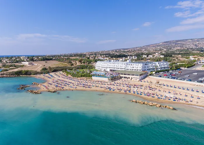 Kotsias Corallia * Coral Bay